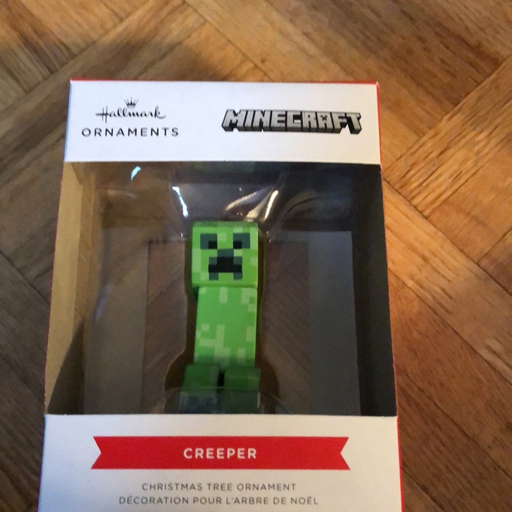 🤑3/$15🤑 New Hallmark Minecraft CREEPER Tree Ornament - Picture 2 of 5